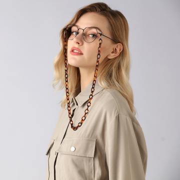 Eyewear and Handbag Chains