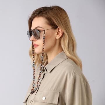 Eyewear and Handbag Chains